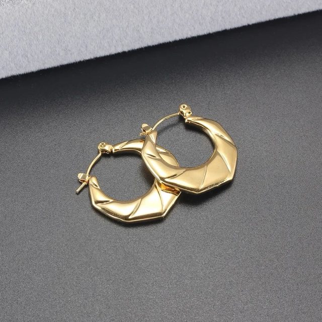 Hexagonal Hoops