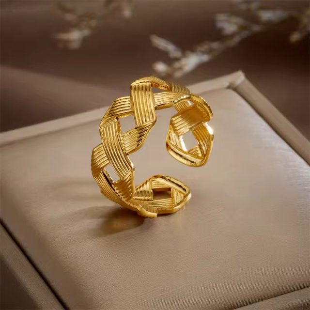 Cross Cutout Adjustable  Ring - Image 2