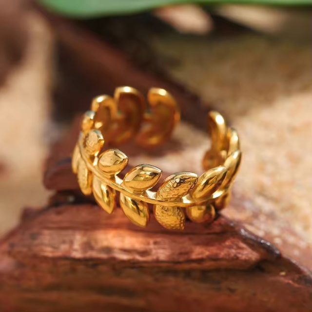 Adjustable Olive Leaf Ring - Image 2