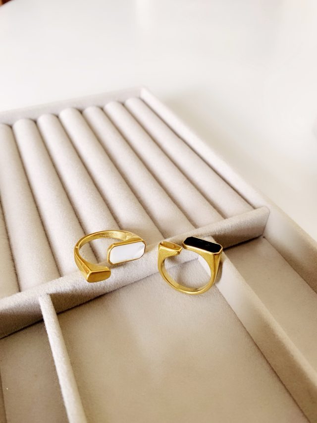 Rectangular Sea Shell Statement Ring Adjustable - Image 2