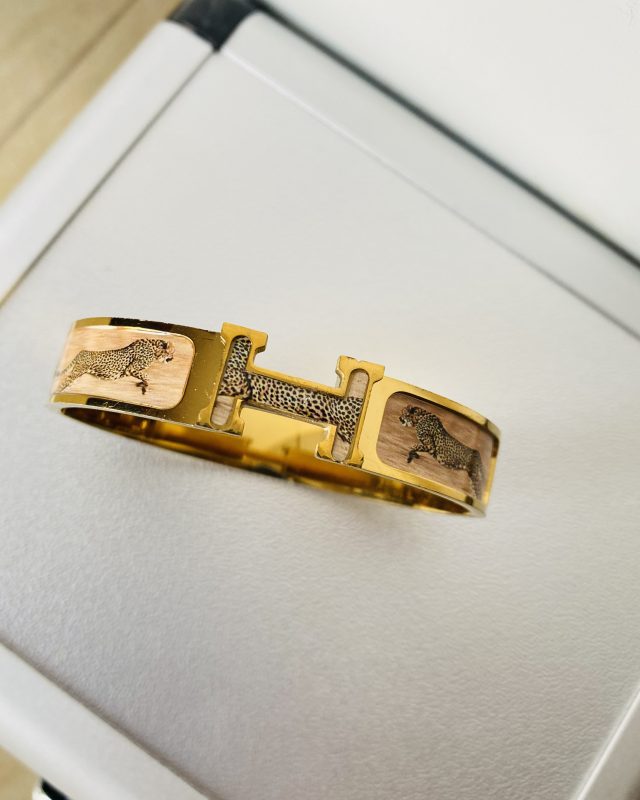 Leopard H-ermes Bangle