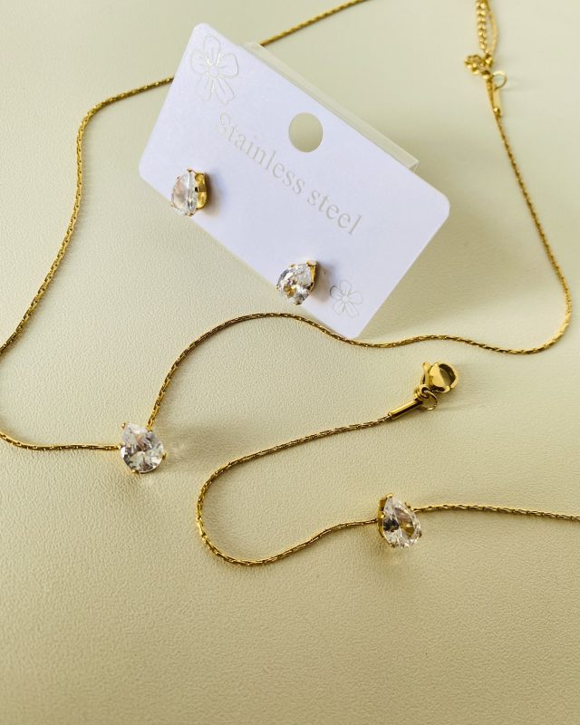 White Teardrop Zirconia Minimal Set